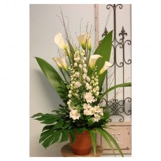 Arrangement de fleurs rustiques blanc
