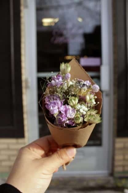 Mini bouquet de fleurs séchées au choix du fleuriste – Image 2