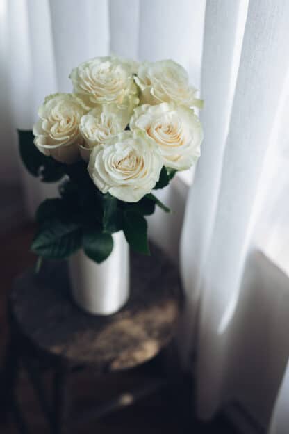 Bouquet de roses blanches – Image 2